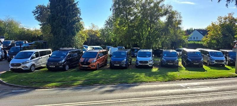 Used Ford Tourneo Titanium 130 HP (95 kW) 2021 Grey MPV