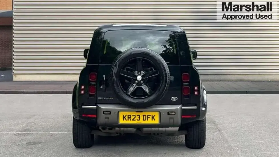 Used Land Rover Defender Dynamic 2023 SUV
