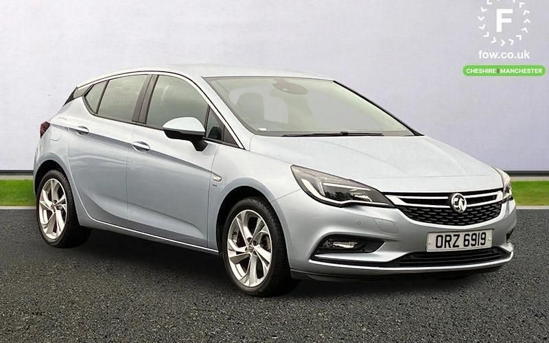 Used Vauxhall Astra SRi 150 HP (110 kW) 2019 Silver Hatchback