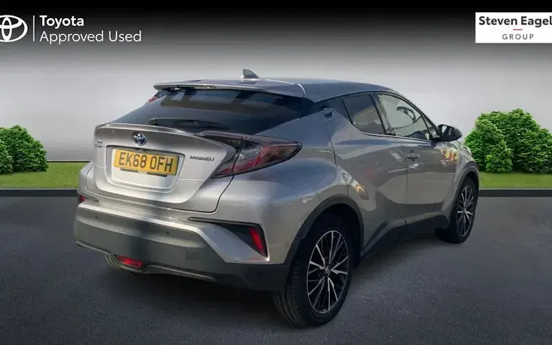 Used Toyota C-HR 122 HP (89 kW) 2018 Silver SUV