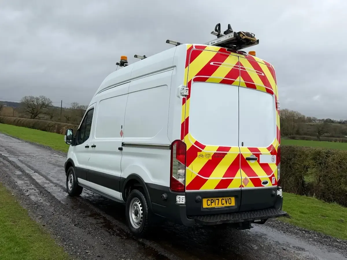 Used Ford Transit 170 HP (125 kW) 2017 White Van
