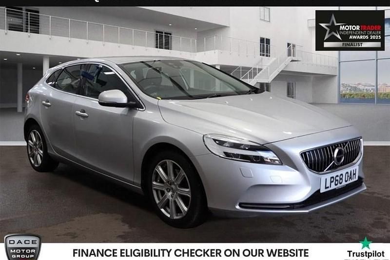 Silver Used 2018 Volvo V40 Inscription Estate | £11,940 (Fair price) - Image 1/1