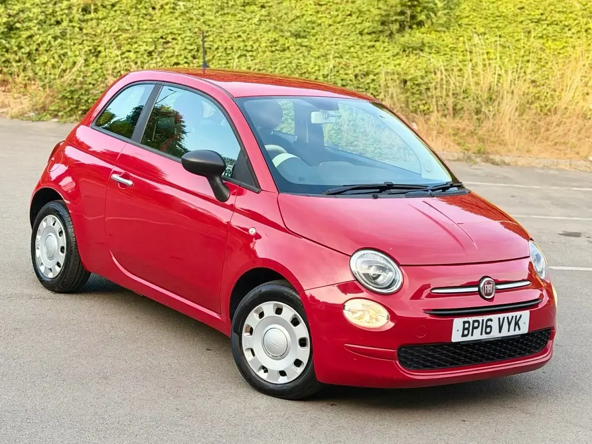 Used Fiat 500 Pop 69 HP (50 kW) 2016 Red Hatchback