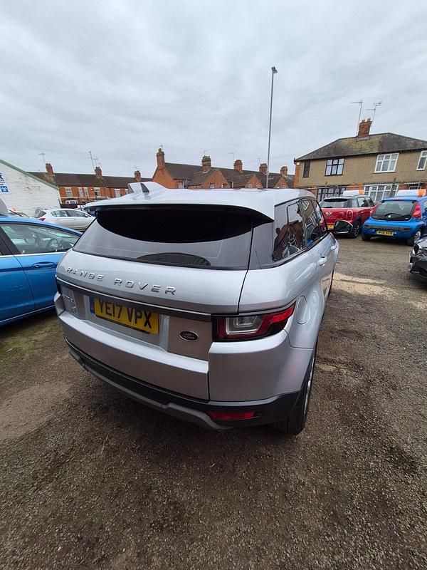 Used Land Rover Range Rover evoque SE 2017 Silver Estate