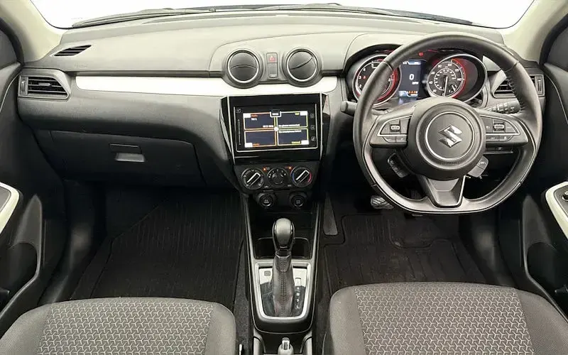 Used Suzuki Swift SZ-T 83 HP (61 kW) 2023 Silver Hatchback