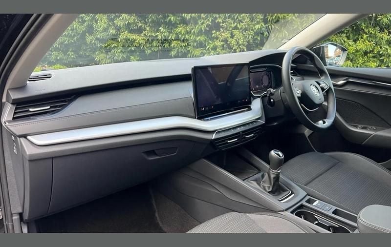 Used Skoda Octavia SE Technology 113 HP (83 kW) 2024 Black Estate