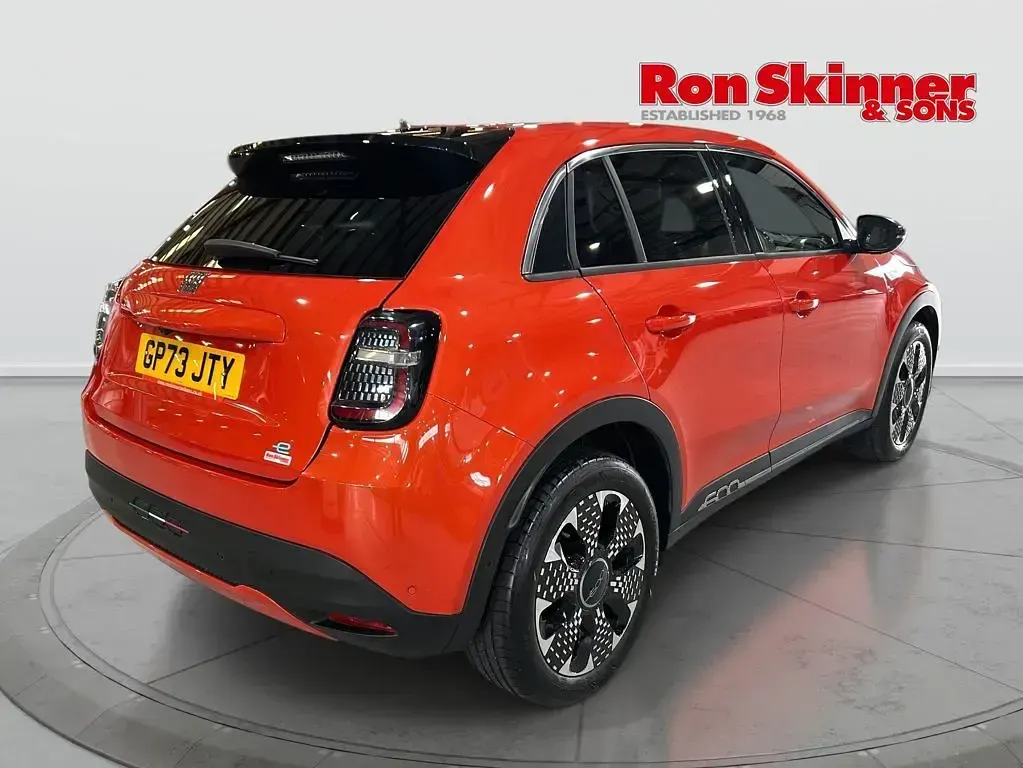 Used Fiat 600E La Prima 11 kW (15 HP) 2024 SUV