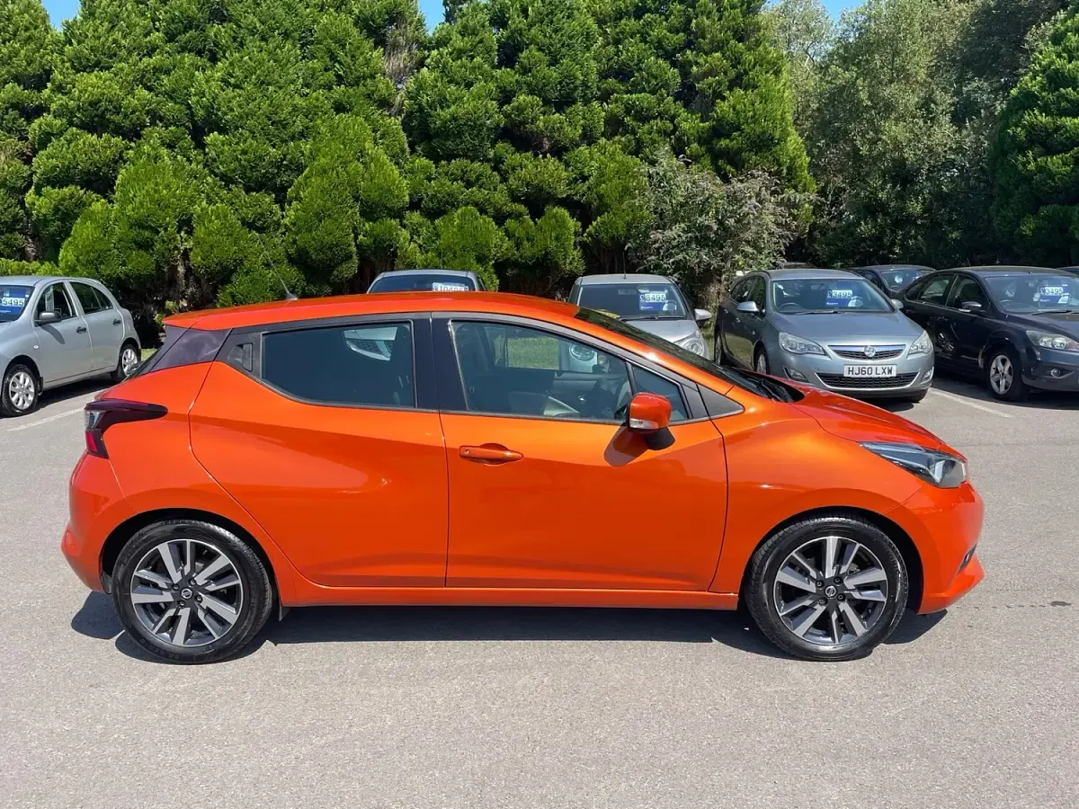 Used Nissan Micra Acenta 90 HP (66 kW) 2019 Orange Hatchback