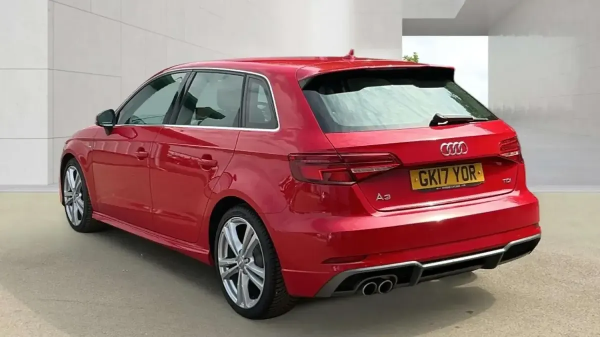 Used Audi A3 Sportback S-Line 150 HP (110 kW) 2017 Red Hatchback