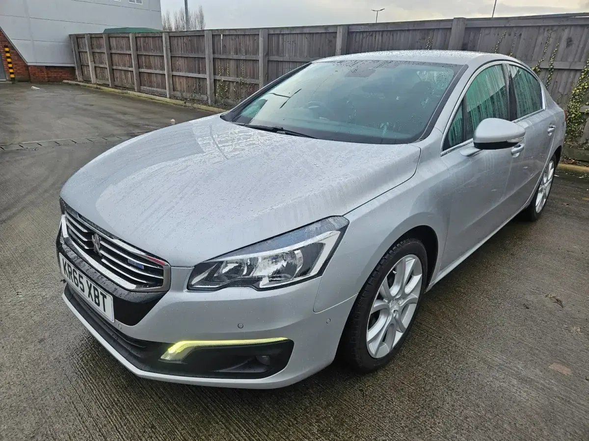 Käytetty Peugeot 508 Allure 2015 Hopea Sedan