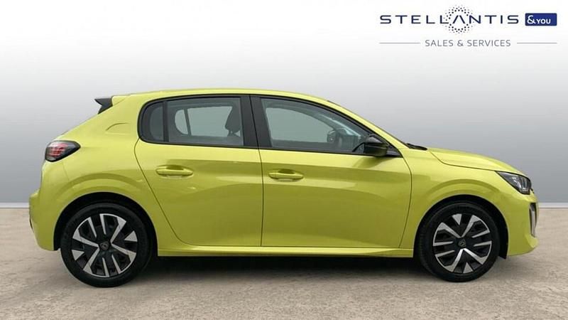Second-hand Peugeot 208 Active 74 CP (54 kW) 2024 Hatchback