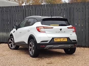 Usado Renault Captur R.S. 140 HP (102 kW) 2022 Branco SUV