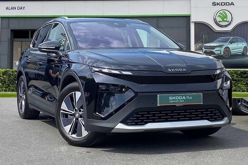 Black magic pearl effect Used 2025 Skoda Elroq SUV | £29,799 (Good price) - Image 1/4
