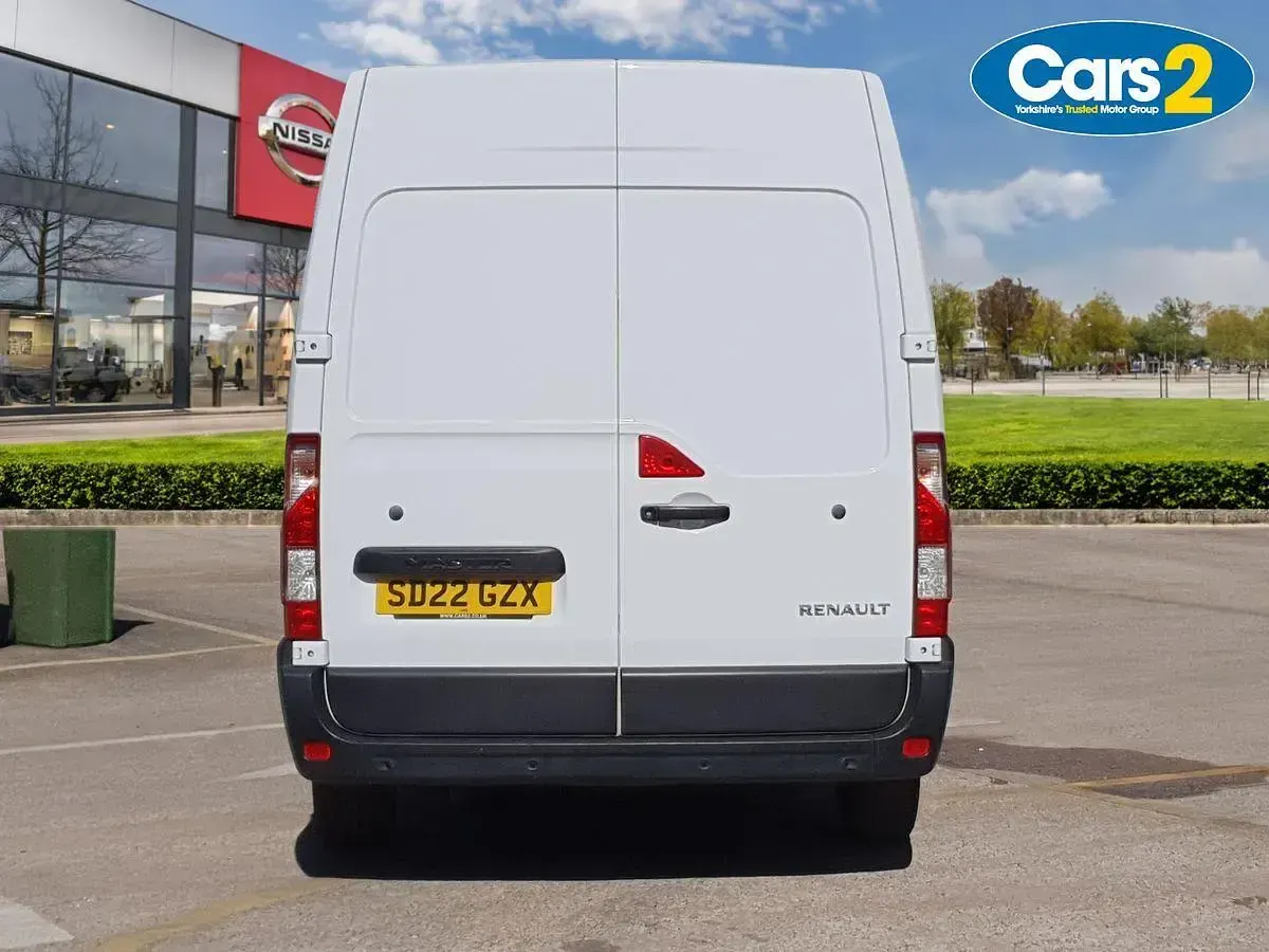 Used Renault Master 2022 White MPV