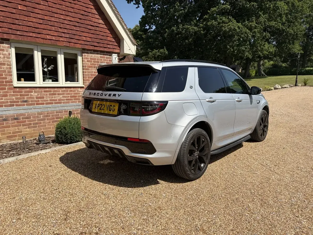 Used Land Rover Discovery Sport Urban Edition 204 HP (150 kW) 2022 Silver SUV