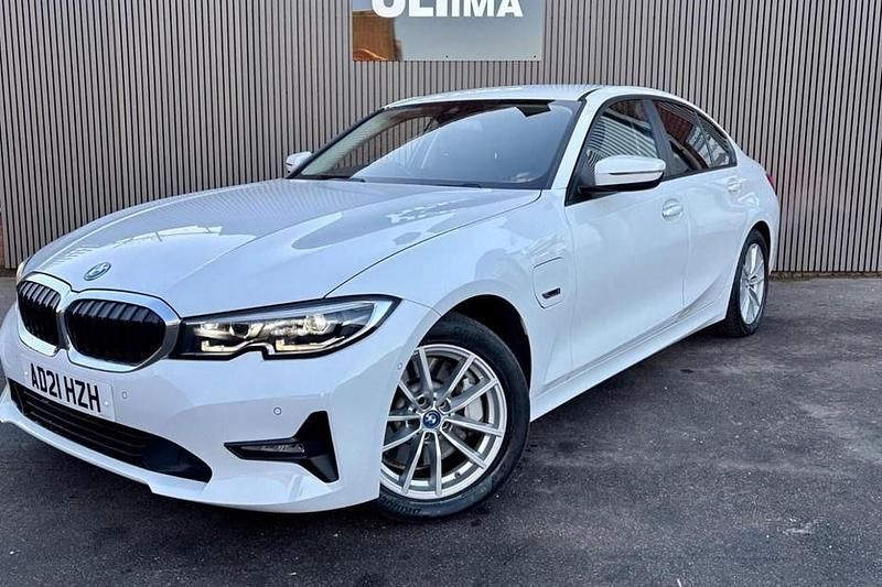 Used 2021 BMW 330e Comfort Edition Sedan | £14,695 (Super price) - Image 1/1
