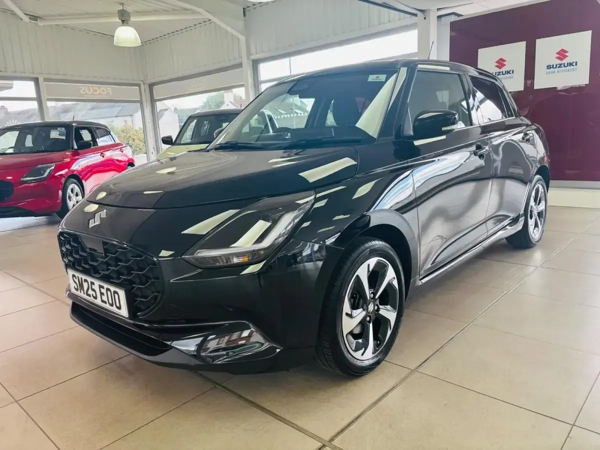 Used Suzuki Swift 82 HP (60 kW) 2025 Black Hatchback