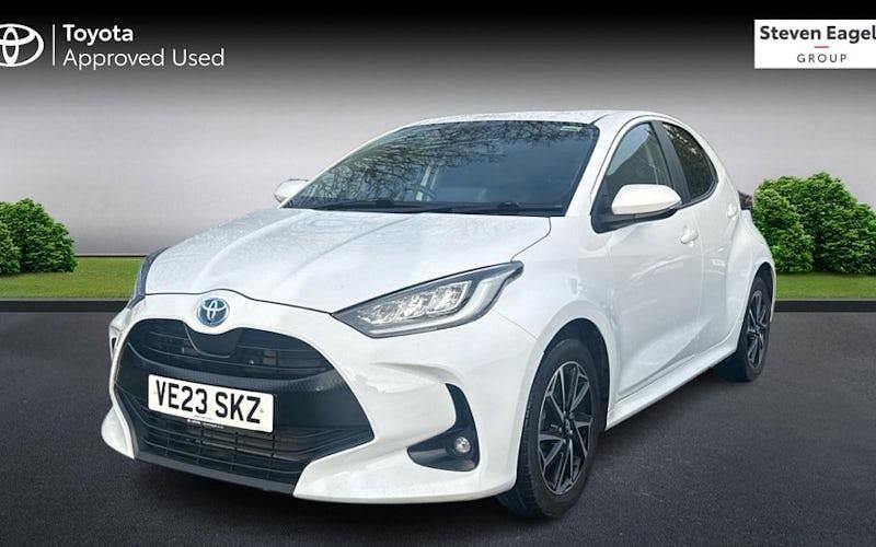 Used Toyota Yaris Hybrid Design 116 HP (85 kW) 2025 Hatchback