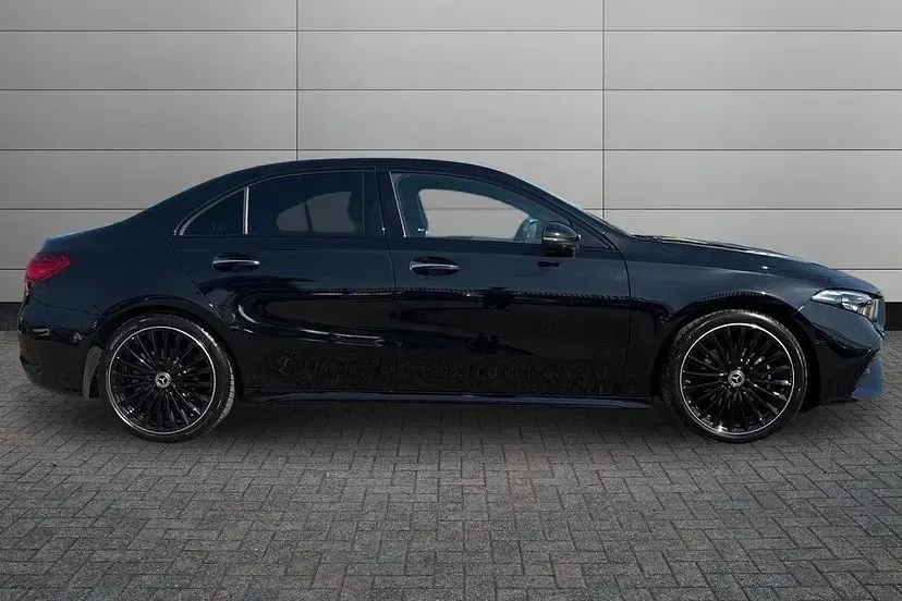 Used Mercedes A200 AMG Line Premium Plus 175 HP (128 kW) 2025 Cosmos black Sedan