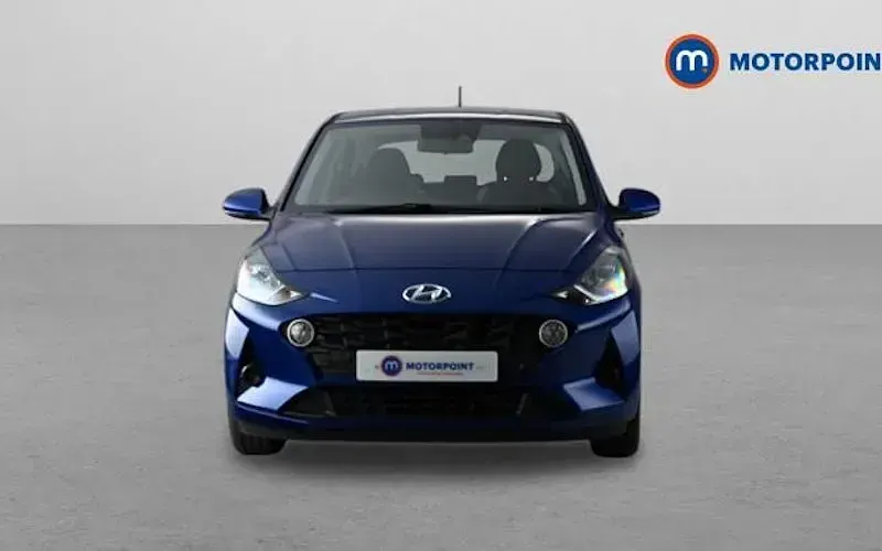 Used Hyundai i10 SE 84 HP (61 kW) 2023 Blue Hatchback