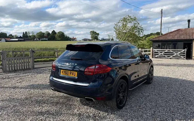 Used Porsche Cayenne 379 HP (278 kW) 2013 SUV
