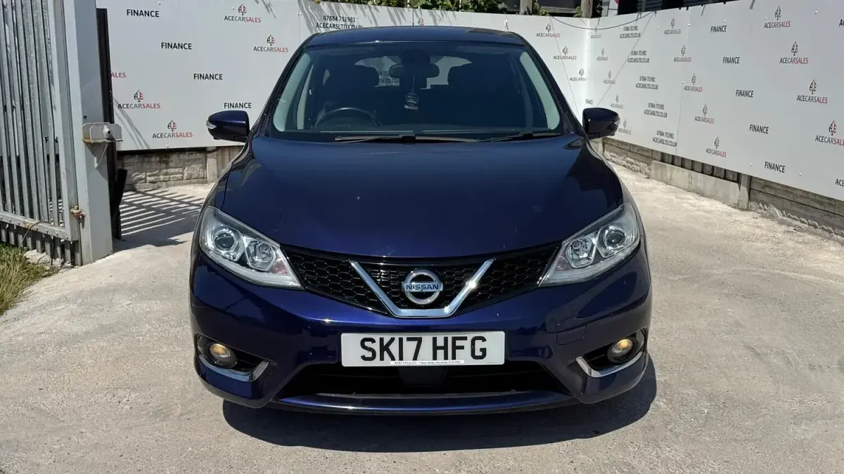 Used Nissan Pulsar Tekna 2017 Blue Hatchback