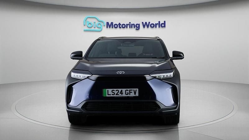 Used Toyota bZ4X 150 kW (204 HP) 2024 Blue SUV