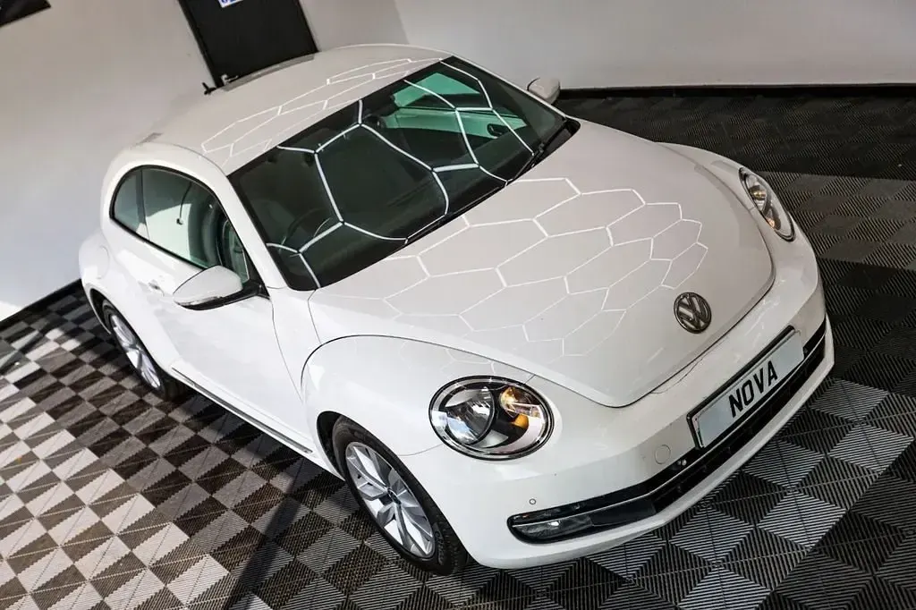 Usado VW Beetle Design 160 HP (117 kW) 2012 Branco Citadino
