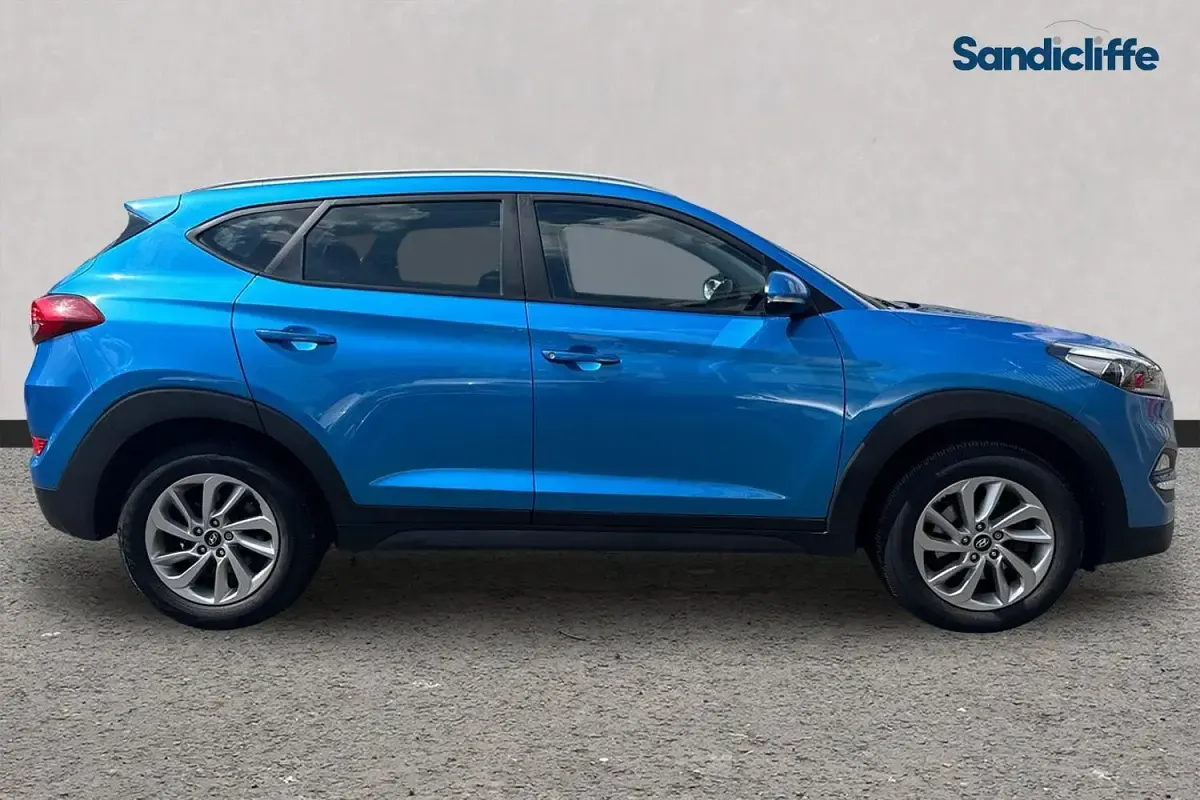 Used Hyundai Tucson SE 116 HP (85 kW) 2015 Blue SUV