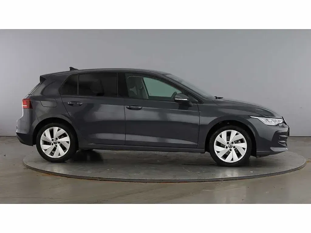 Used VW Golf VIII 150 HP (110 kW) 2024