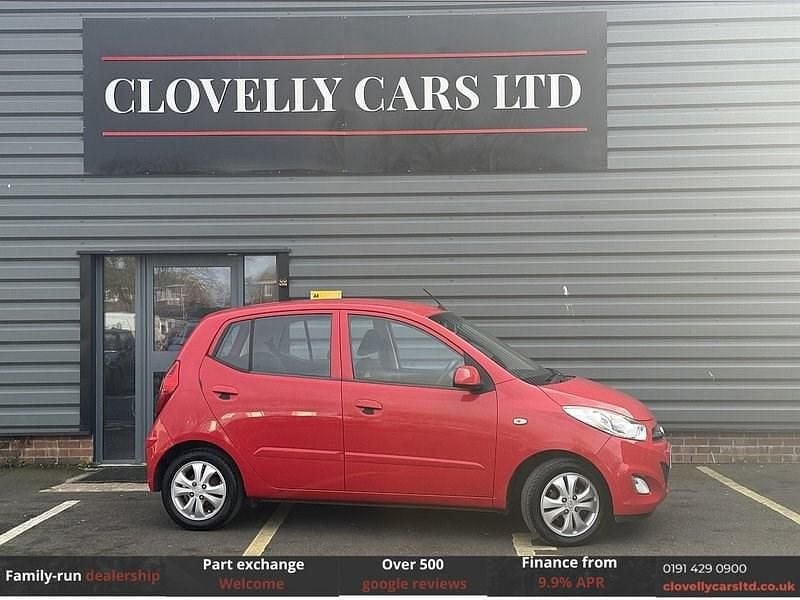 Used Hyundai i10 Active 85 HP (62 kW) 2011 Red Hatchback