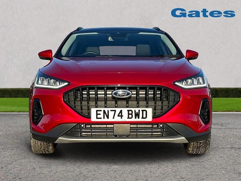 Used Ford Focus Active X 155 HP (114 kW) 2025 Red Estate