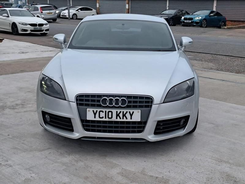 Używany Audi TT S-Line 2010 Srebrny Coupe