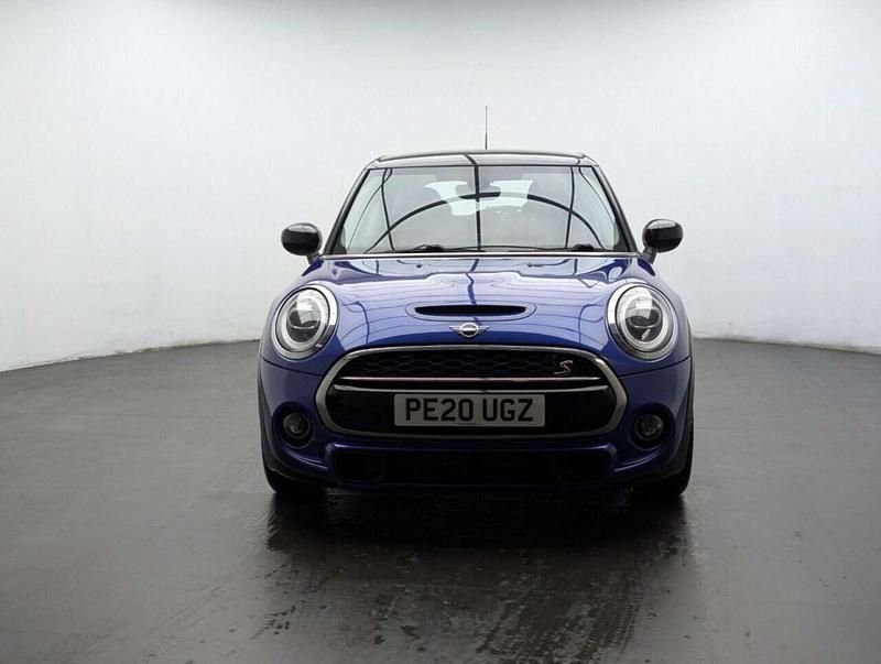 Used Mini Cooper S Classic 192 HP (141 kW) 2020 Blue Hatchback
