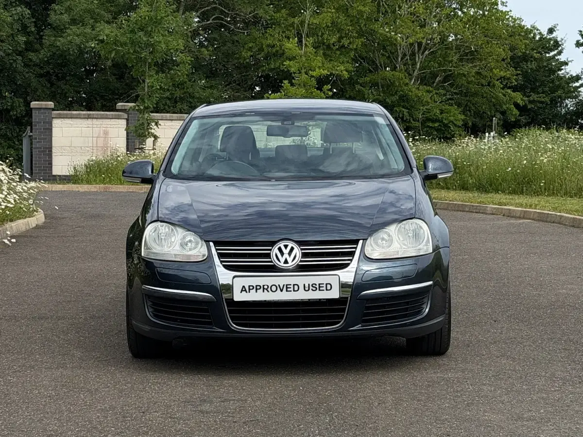 Used VW Jetta SE 105 HP (77 kW) 2009 Blue Sedan