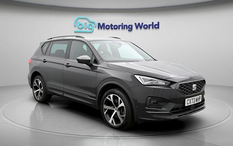 Begagnad Seat Tarraco 4Drive 190 HK (139 kW) 2023 Grå SUV