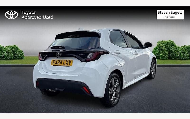 Used Toyota Yaris Hybrid 116 HP (85 kW) 2025 Hatchback