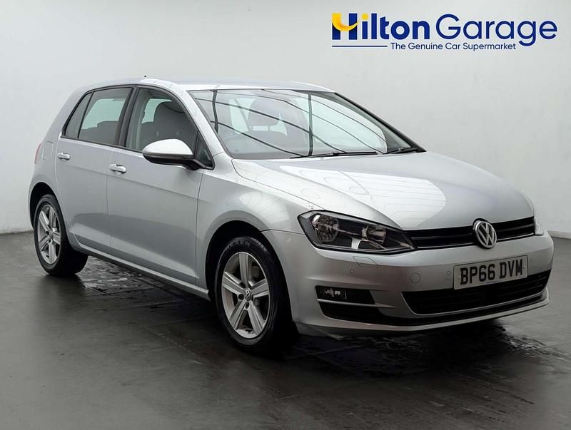 Used VW Golf VII Edition 125 HP (91 kW) 2016 Silver Hatchback