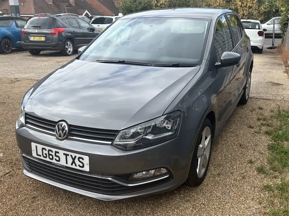 Used VW Polo SEL 110 HP (80 kW) 2015 Grey Hatchback