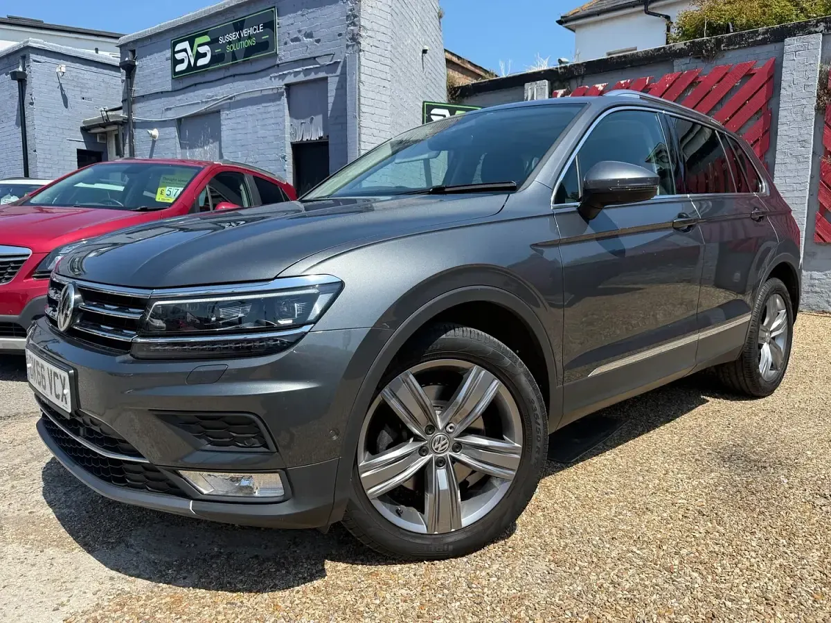 Used VW Tiguan SEL 180 HP (132 kW) 2016 Grey SUV