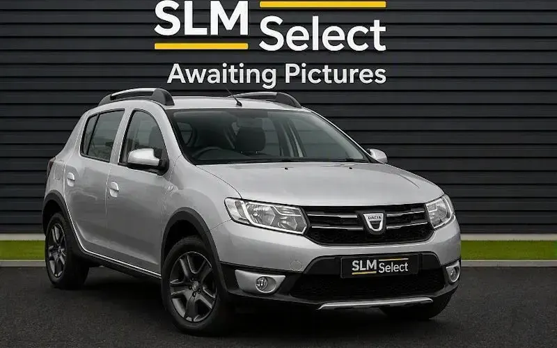 Used Dacia Sandero Lauréate 90 HP (66 kW) 2016 Hatchback