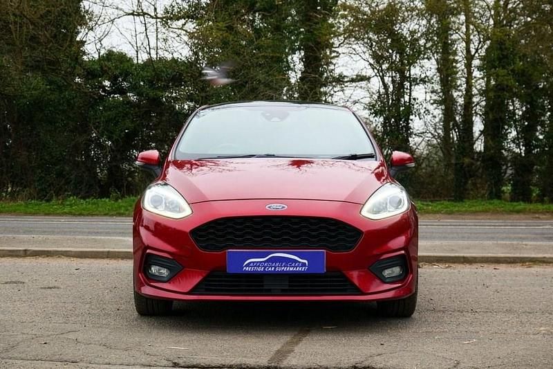 Used Ford Fiesta ST-Line X 140 HP (102 kW) 2018 Red Hatchback