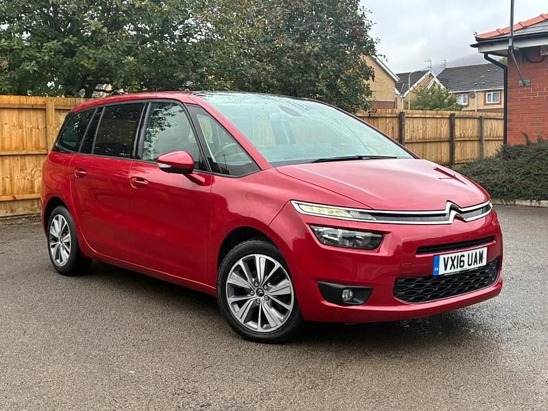 Red Used 2016 Citroën Grand C4 Picasso SELECTION MPV | £4,495 (Fair price) - Image 1/4