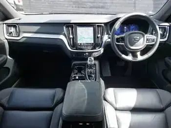 Usado Volvo V60 Plus 350 HP (257 kW) 2023 Vermelho Carrinha