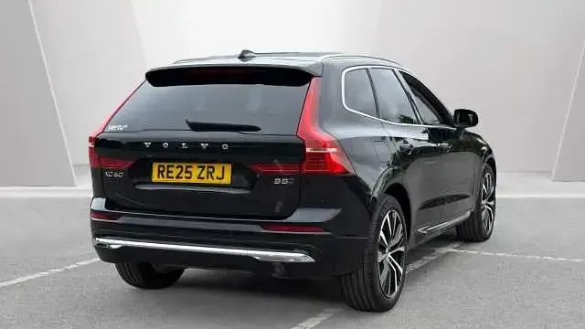 Used Volvo XC60 Ultra 250 HP (183 kW) 2025 Black SUV