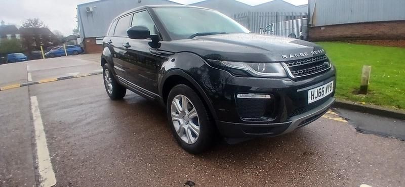 Używany Land Rover Range Rover evoque SE 2016 Czarny Kombi