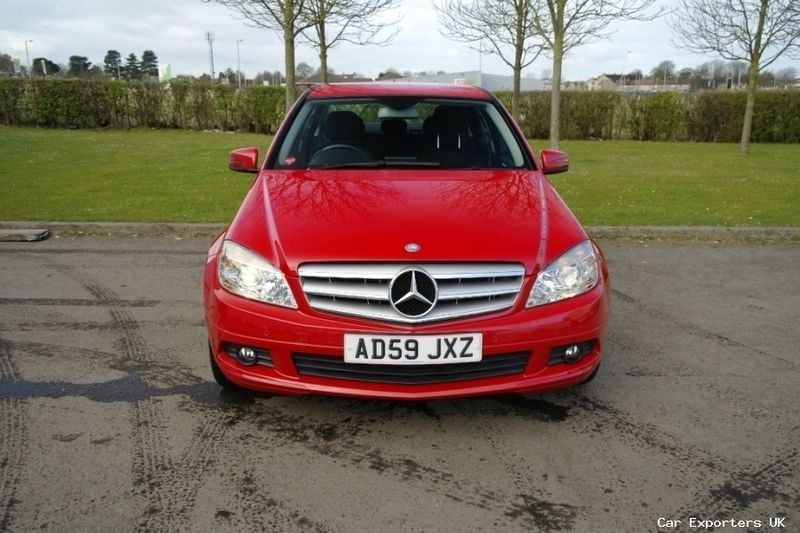 Used Mercedes C180 156 HP (114 kW) 2009 Sedan