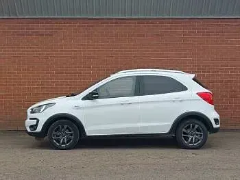 Used Ford Ka Plus Active 85 HP (62 kW) 2018 White Hatchback
