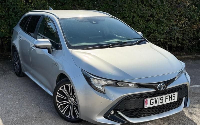 Used 2022 Toyota Corolla Design Estate | £14,999 (Fair price) - Image 1/3