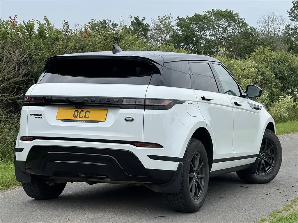 Used Land Rover Range Rover evoque S 2020 Fuji white SUV
